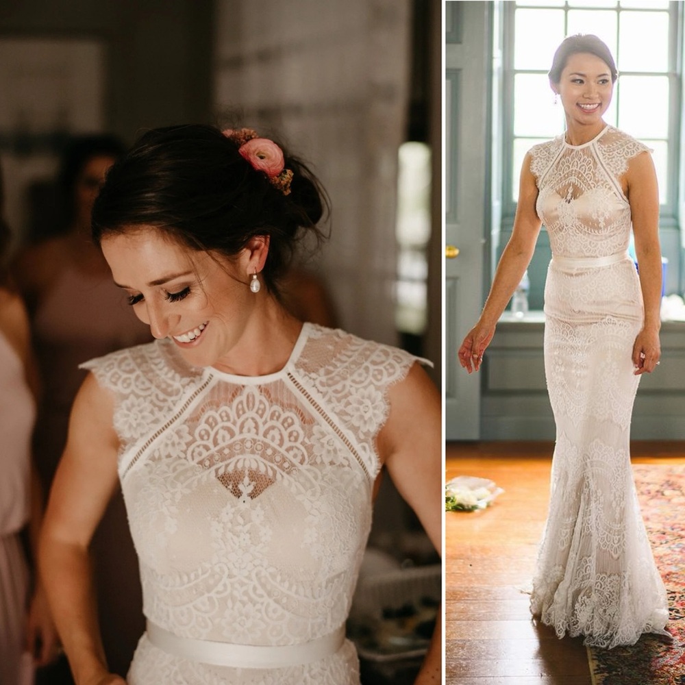 {Catherine Deane} : “Suri” Ivory Lace Wedding Gown - Picture 8 of 16